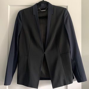 Elie Tahari Black & Blue Blazer Size 6